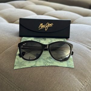 Maui Jim Black Canna Sunglasses
